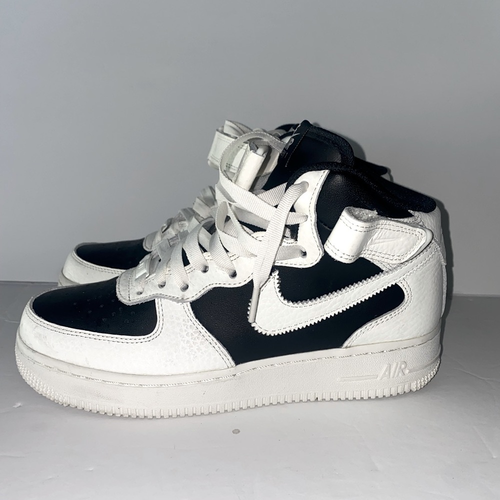 Nike Air Force 1 Mid Reverse Panda